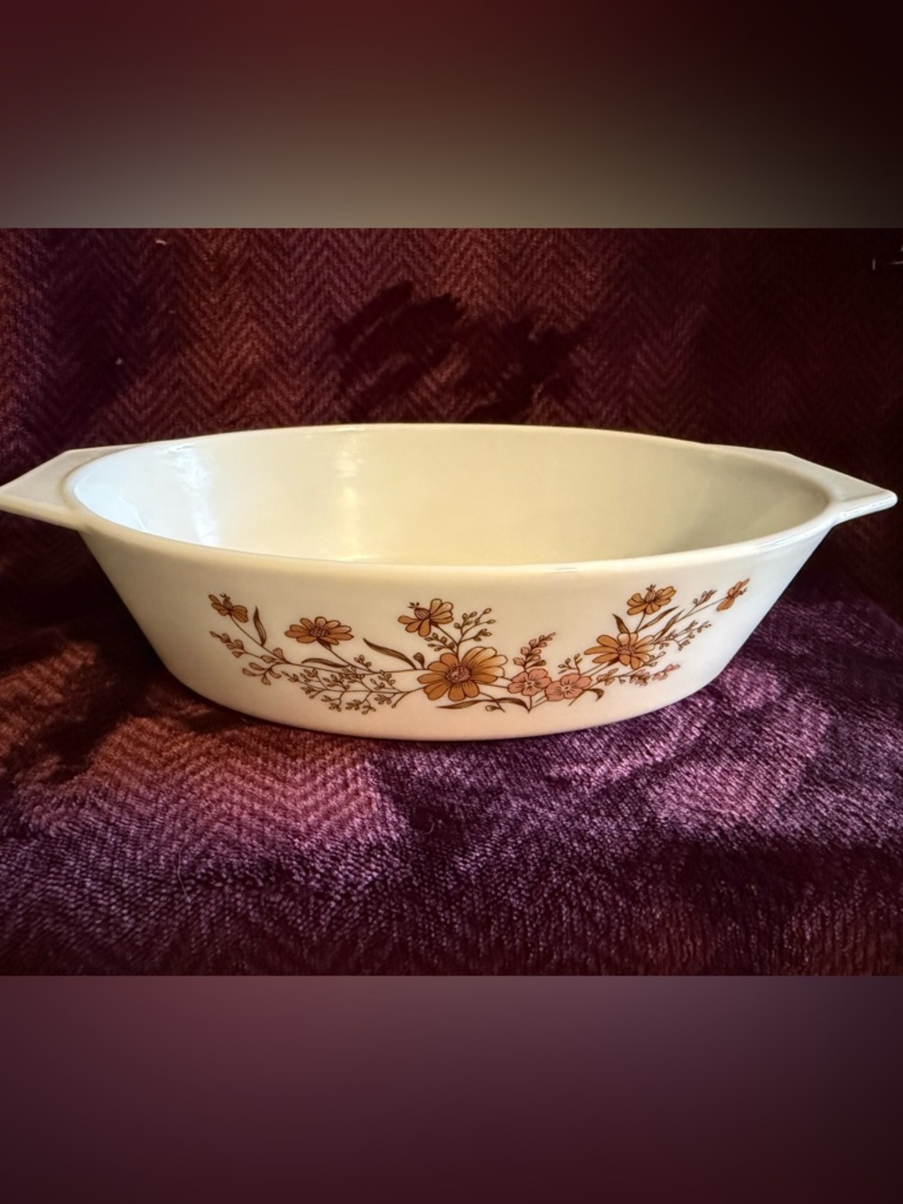 Pyrex serving dish